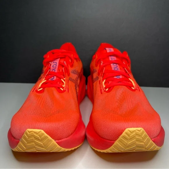 Asics Novablast 5 Flash Red/Edo Purple Mens size 9.5 - Picture 2 of 11